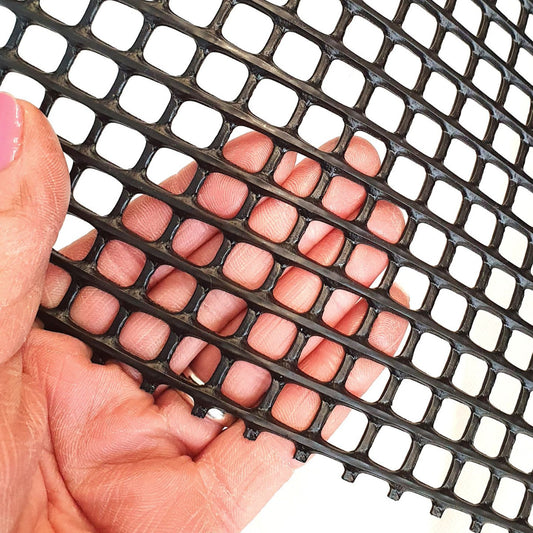 Heavy Duty Extruded Windbreak Fence - 10mm Square Mesh Black