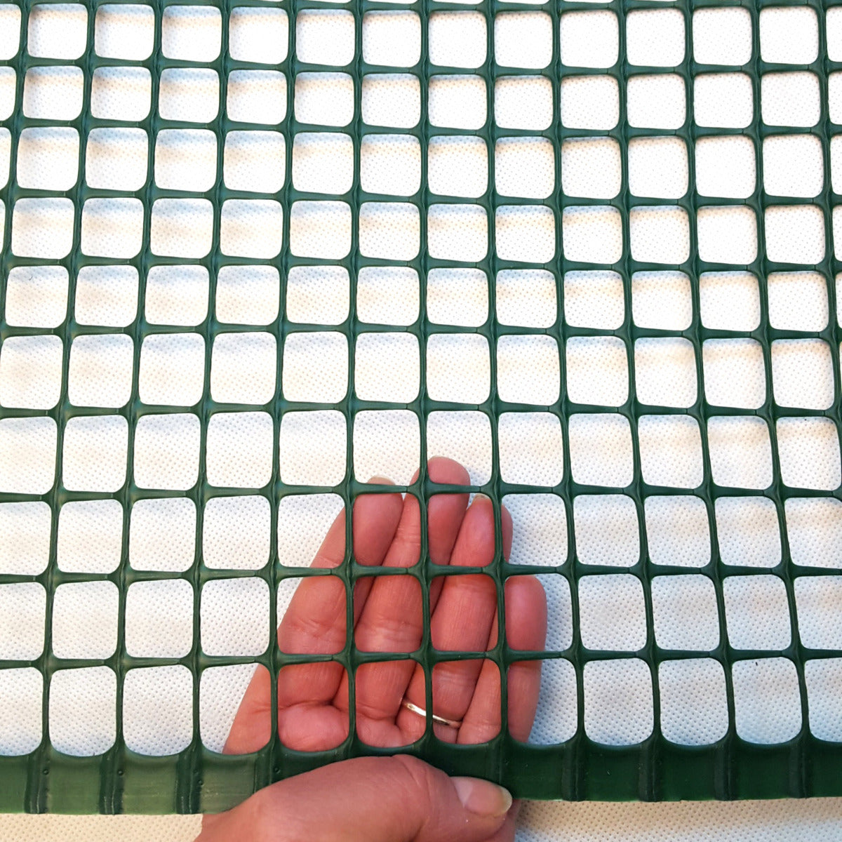 Rigid Plastic Fence 20mm Square Mesh - 1m x 30m