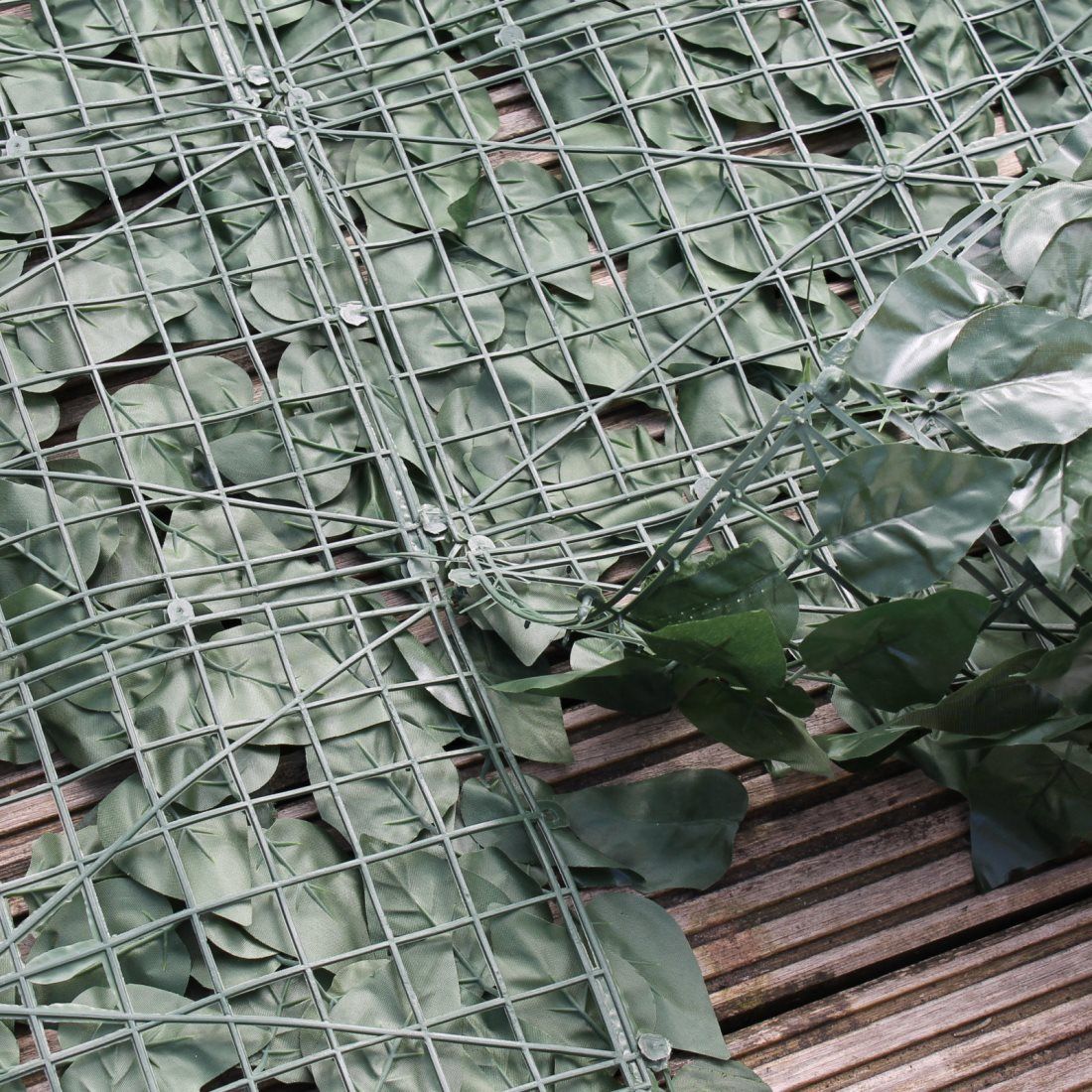 Artificial Ivy Leaf Hedge Garden Privacy Screening - 3m Long 